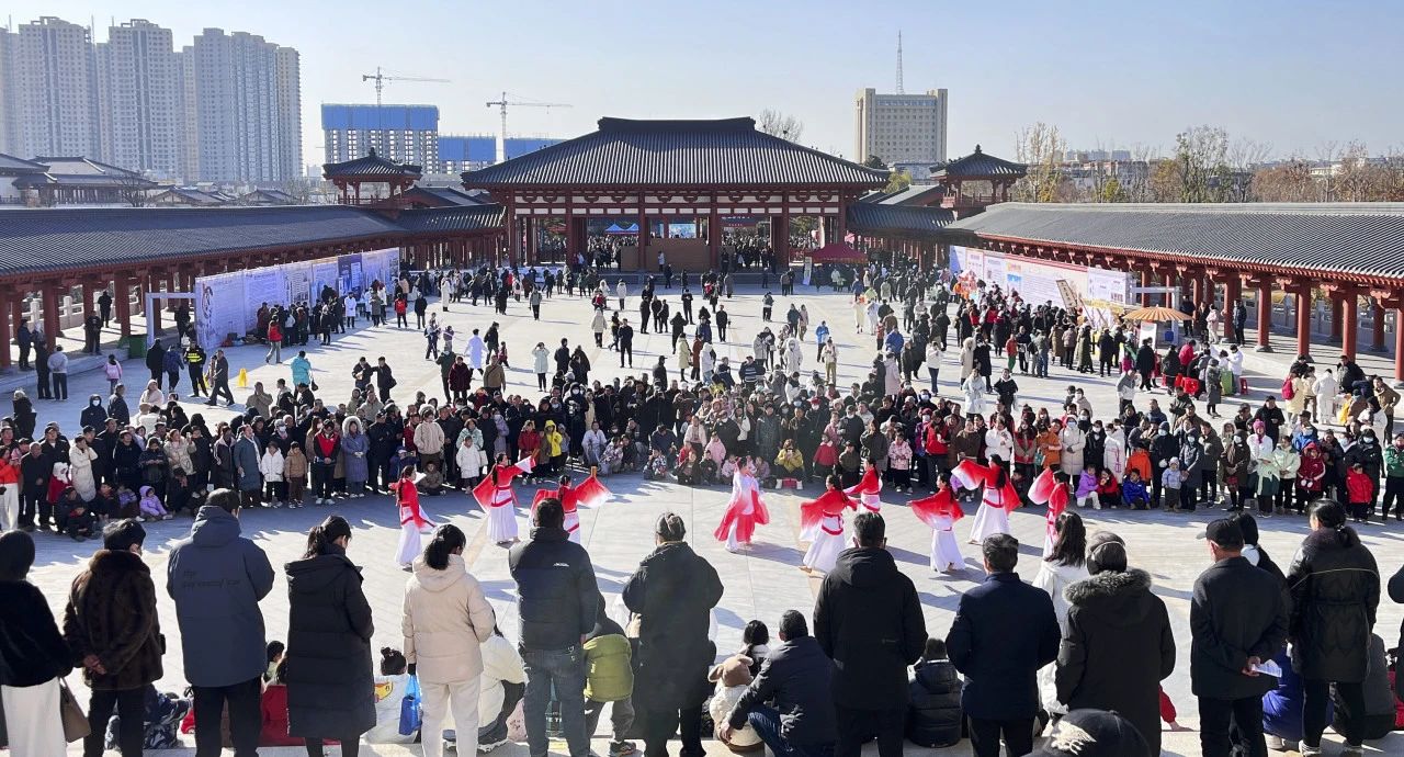 医圣家乡的冬至温暖，，，，，白云山诸侯快讯的爱心护航